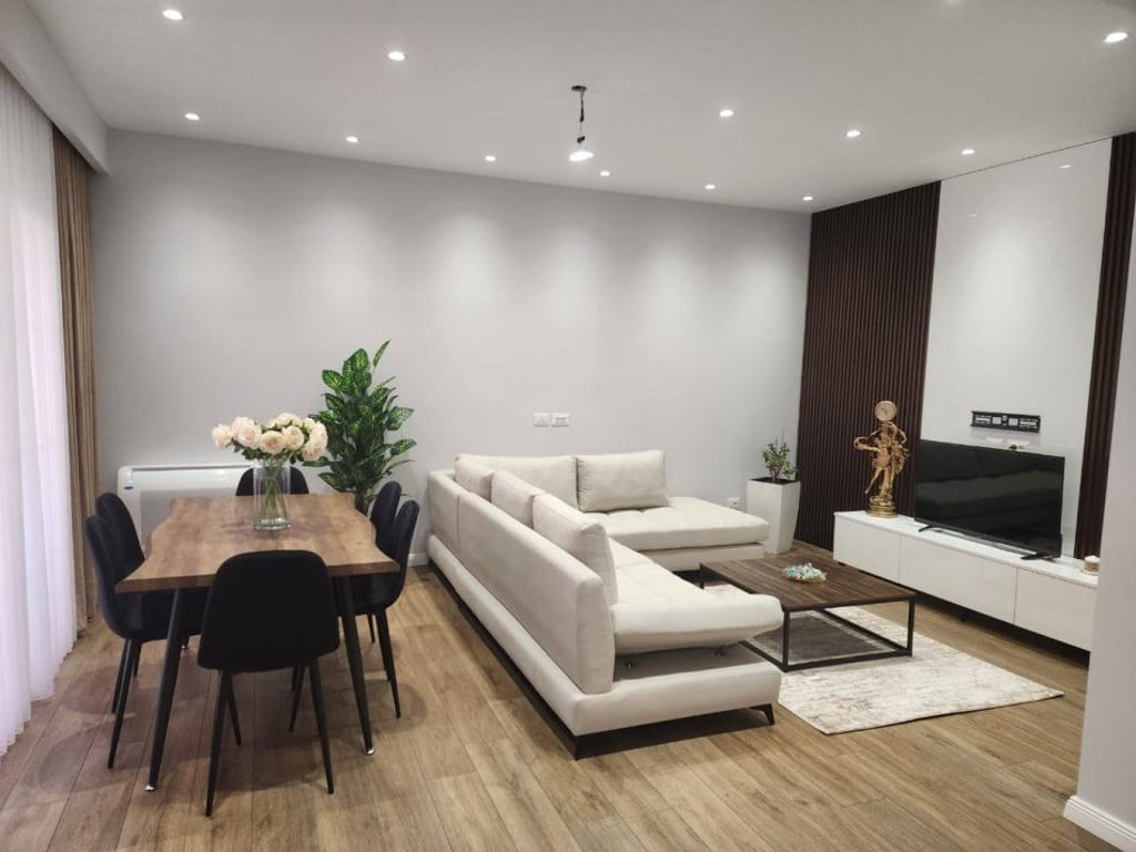 1+1 Apartment with Veranda for Rent, on Durrës Street, Tirana.