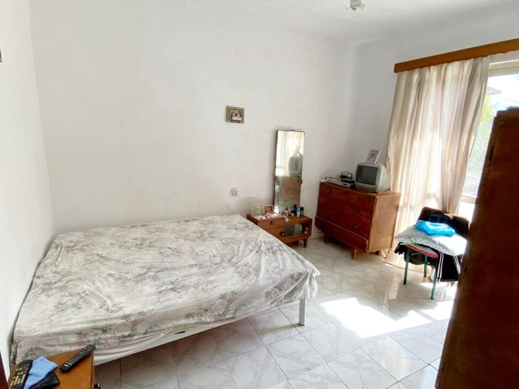 🏡Private house for sale, a few meters from "Josif Budo" street, Kavajë.