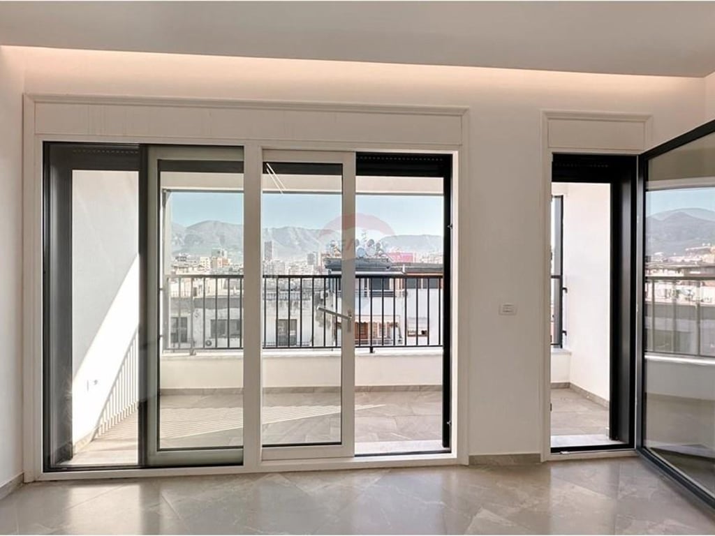 Apartament per shitje, 3+1, Rruga e Kosovareve