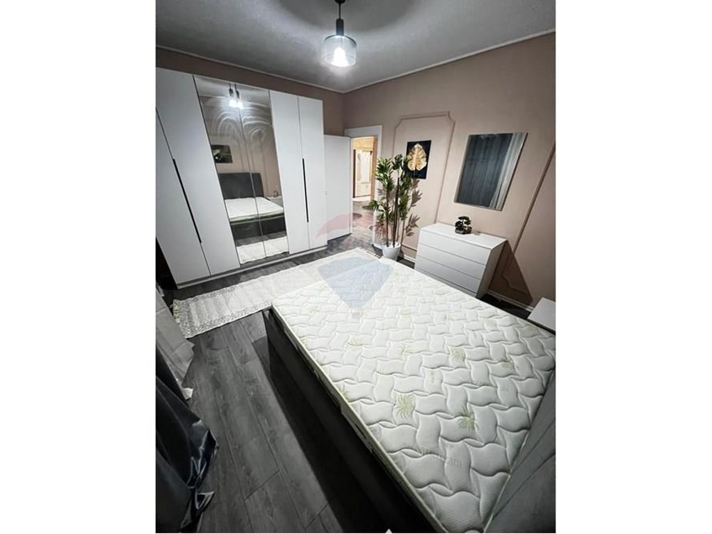 In vendita appartamento 2+1 con veranda a Durazzo