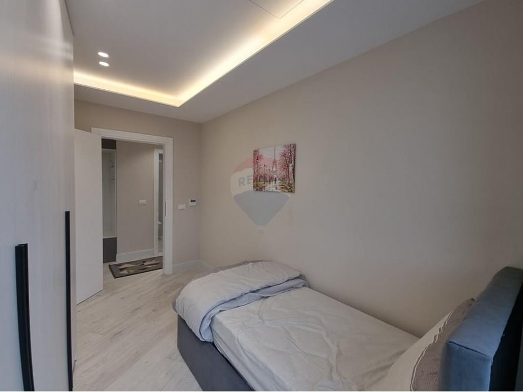 APARTAMENT 2+1+PARKIM PER QIRA TE LAKE VIEW 1500€