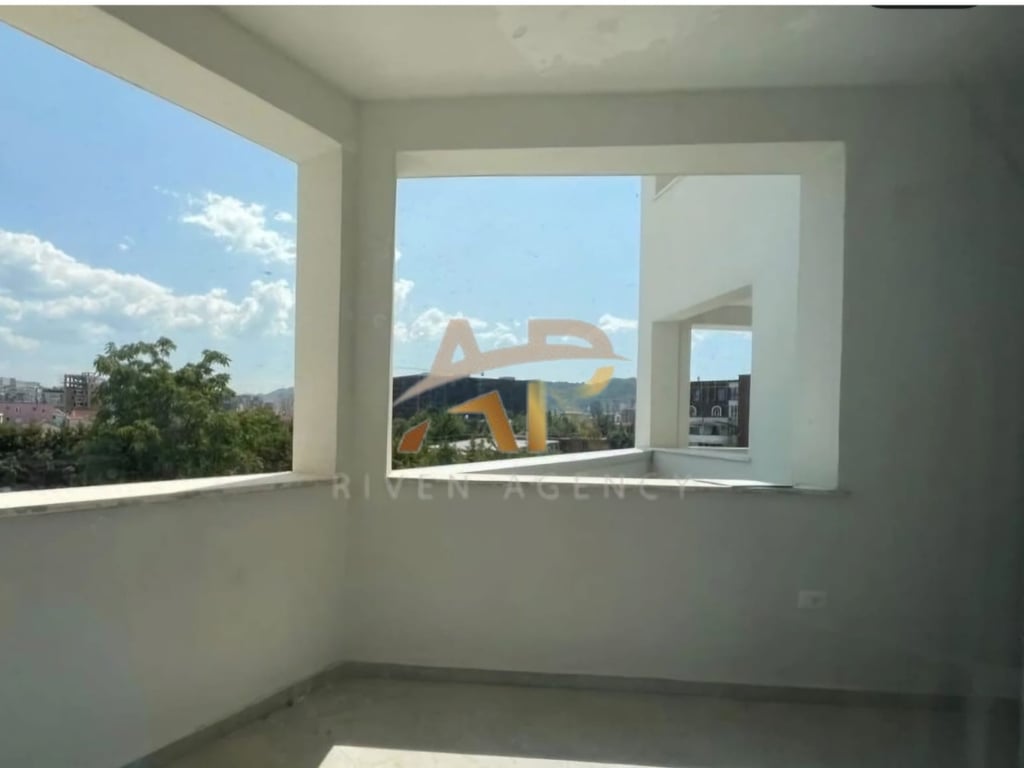 Jepet me qera apartament 2+1+2 Astir