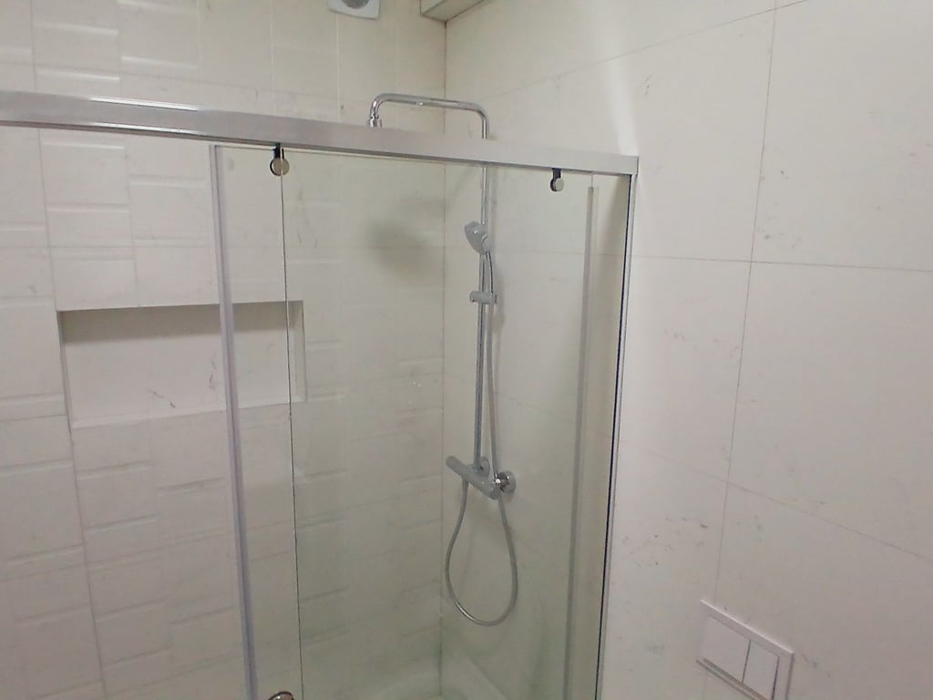 Apartament 2+1+ parkim per qira te Pazari i ri