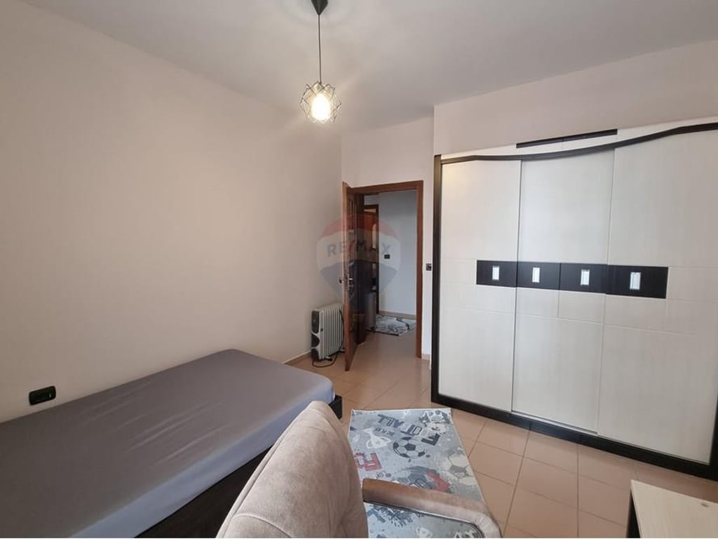 APPARTAMENTO 2+1+2 IN AFFITTO PRESSO IL GYMNASIO PARTIZANI!