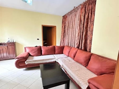 OKAZAION/ Shtepi me qira Astir