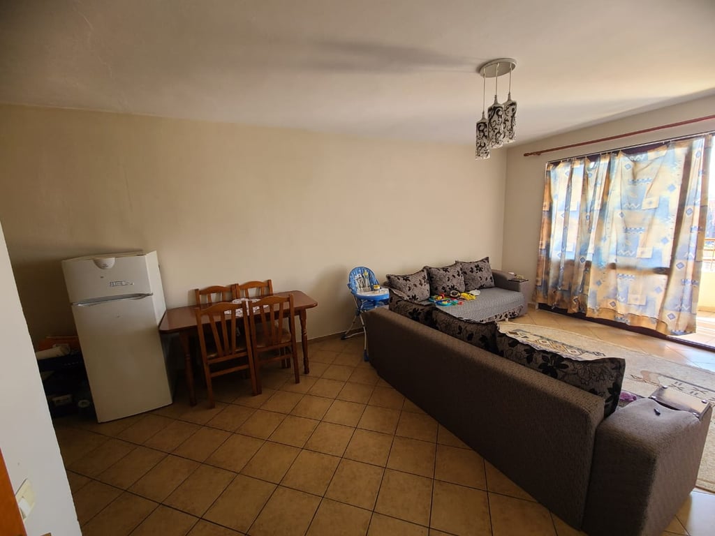Apartament 1+1 me qira ne Kinostudio!