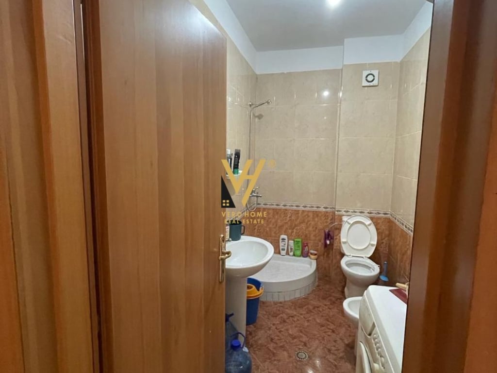 AFFITTASI APPARTAMENTO 1+1+ IN BLK A DURAZZO 350 EURO