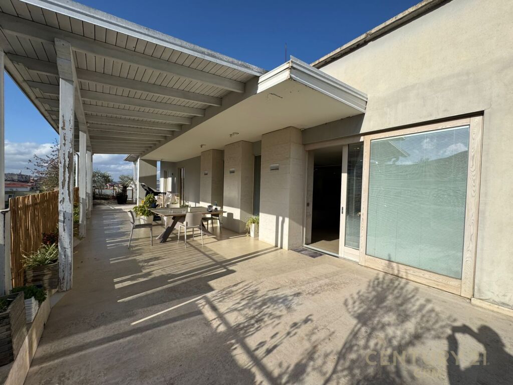 🌄PENTHOUSE LUSSUOSO + 2 POSTI AUTO IN VENDITA! |🌇 LUXURY PENTHOUSE + 2 PARKING SPOTS FOR SALE!
