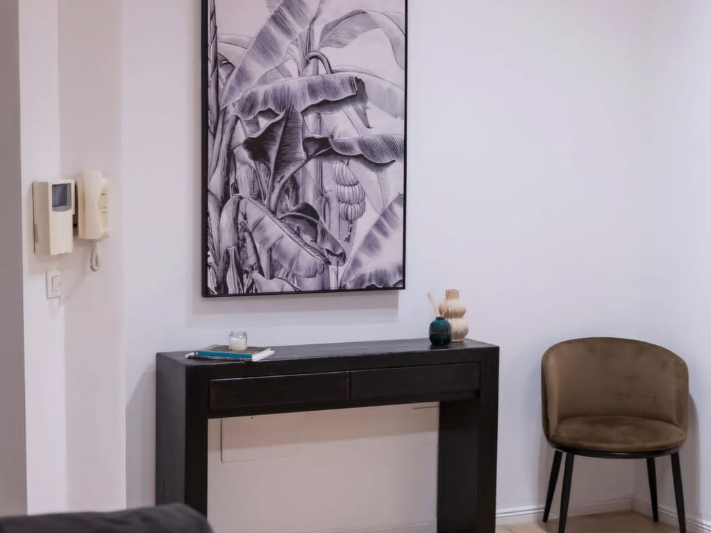 Për Shitje: Apartament Modern 3+1 me Pamje në Rr. Barrikadave, Tiranë