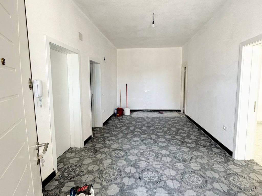 🔥Shitet shtepi private,me dalje ne shetitoren kryesore"Josif Budo",Kavaje 🔥