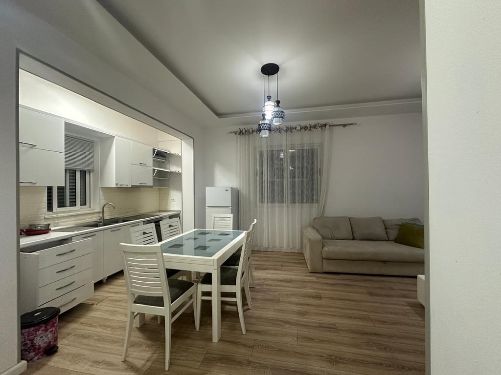 Fresk, Ground Floor of a Villa for Rent