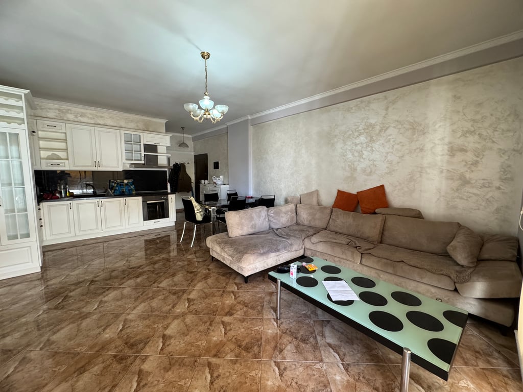We are selling a 2+1 in Astir near Bar Artist.