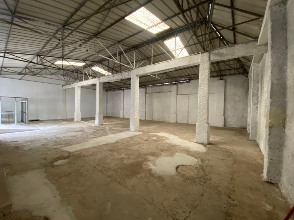 Magazine me Qira, ne Selite, prane Tregut Ushqimor