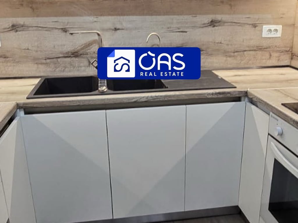 A 1+1 apartment is for rent in Don Bosco for 550 euros.