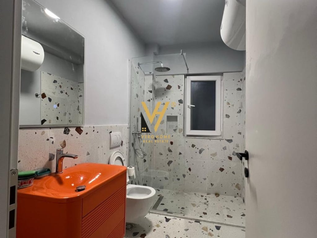 AFFITTASI APPARTAMENTO 1+1+BLK IN CENTRO A 70.000 LEK