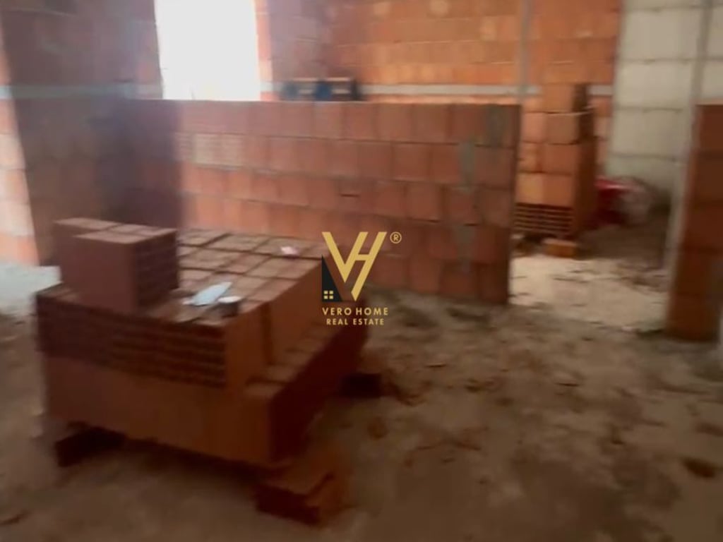 SHITET APARTAMENT 1+1+BLK NE GOLEM 80.800 EURO