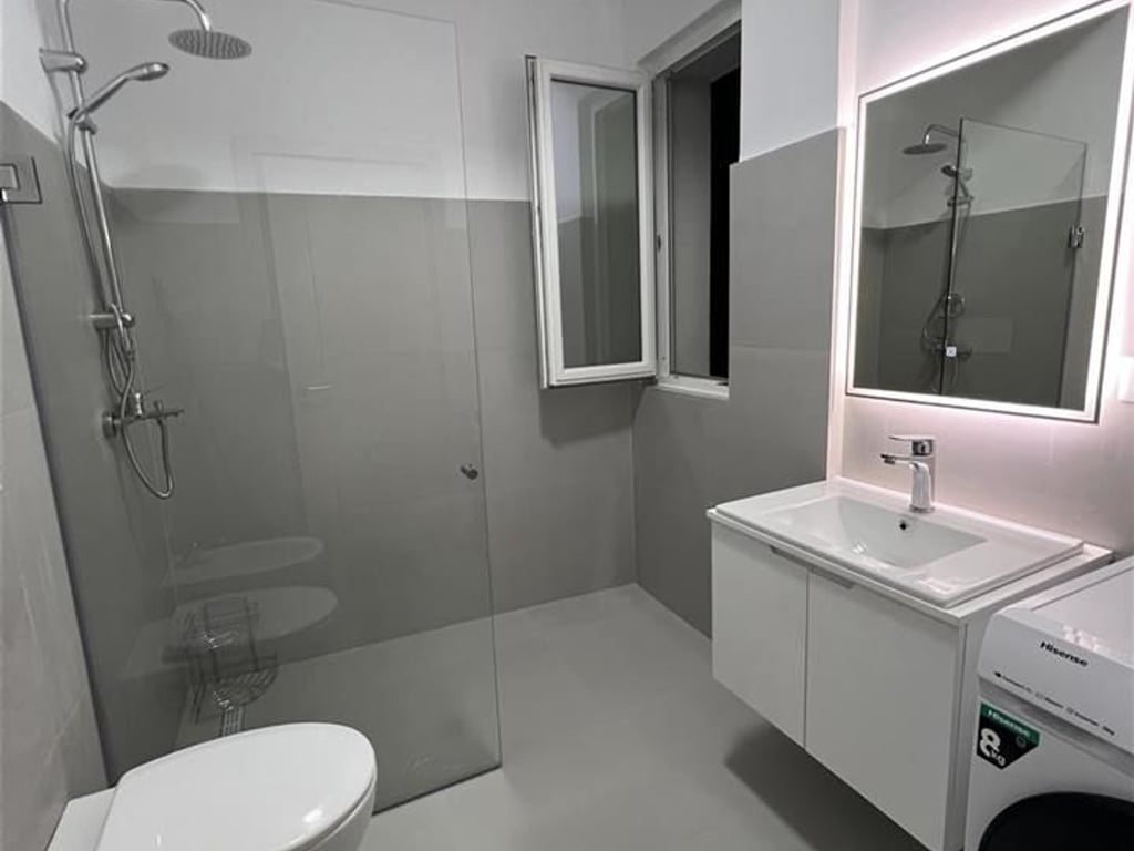 Jepet me qera Apartamenti 2+1 , Astir tek River Residence  Cmimi: 600 mije leke 