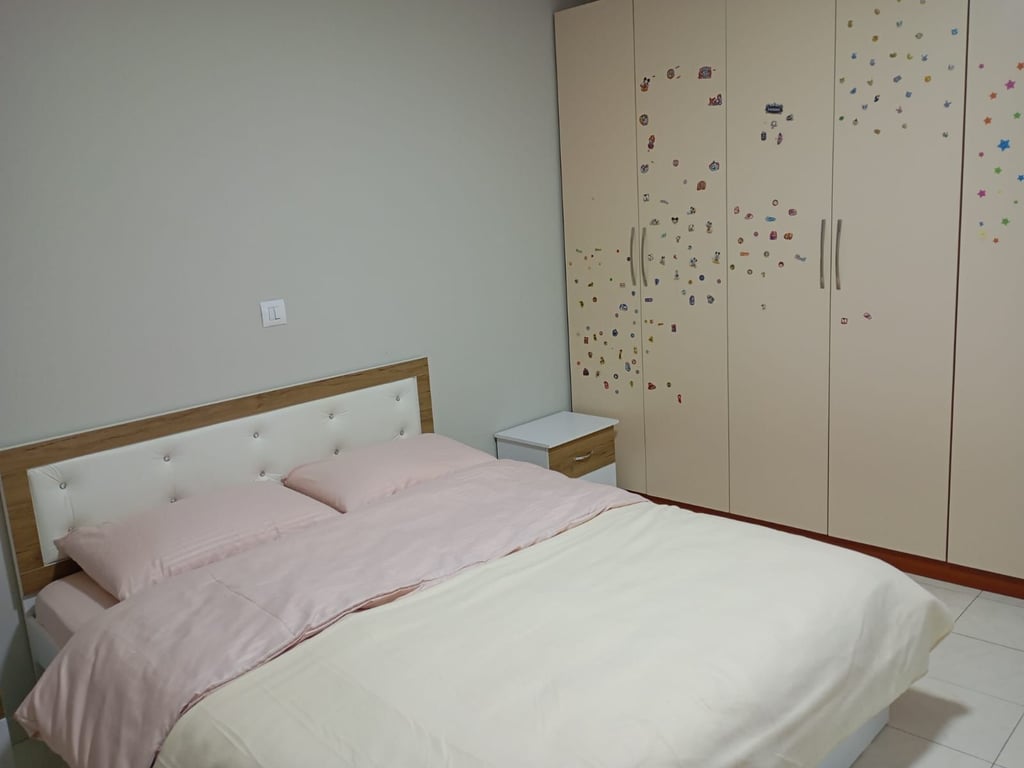 Apartament me qera 2+1+2