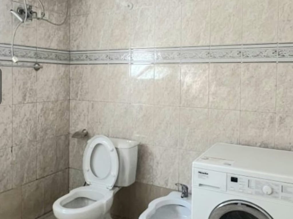 1+1, private year, Don Bosko near Neptun, price 400 euros.