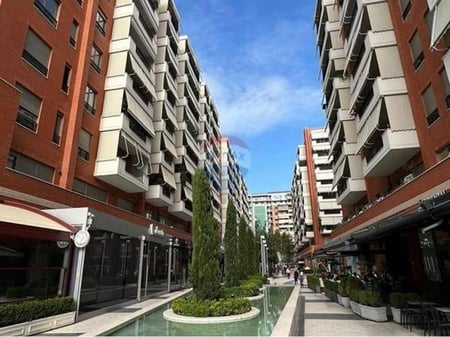Business Space for Rent, Delijorgji Complex