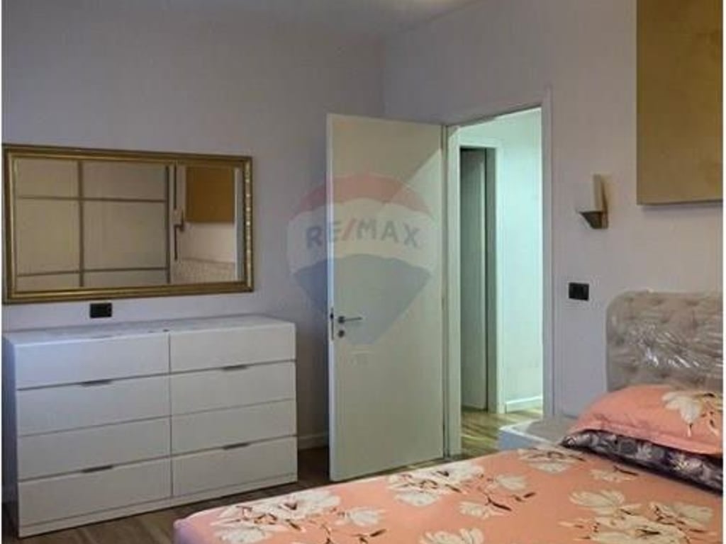 Apartment 2+1+2 for sale in Xhamllik.