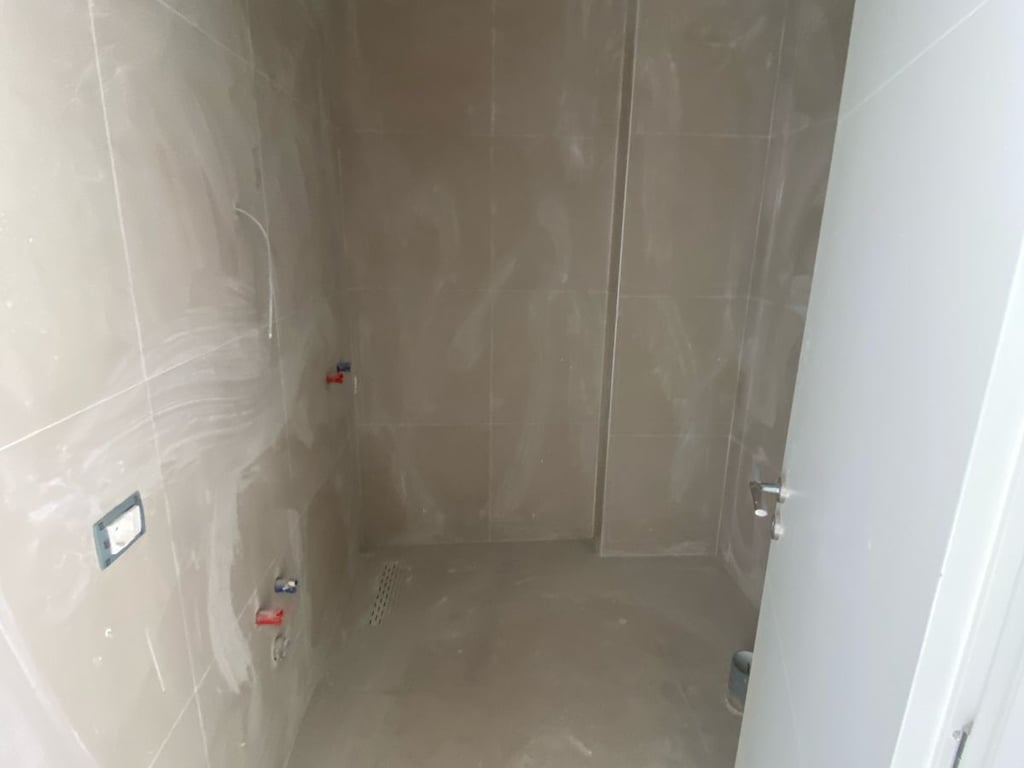 2+1,pallat i ri,afer urban gate astir,121.000 euro