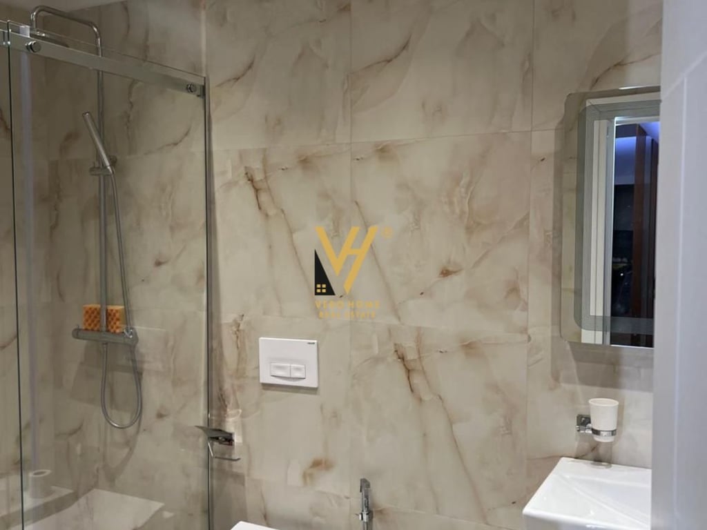 AFFITTASI APPARTAMENTO 2+1 CON PARCHEGGIO A 5 MAJI 750 EURO