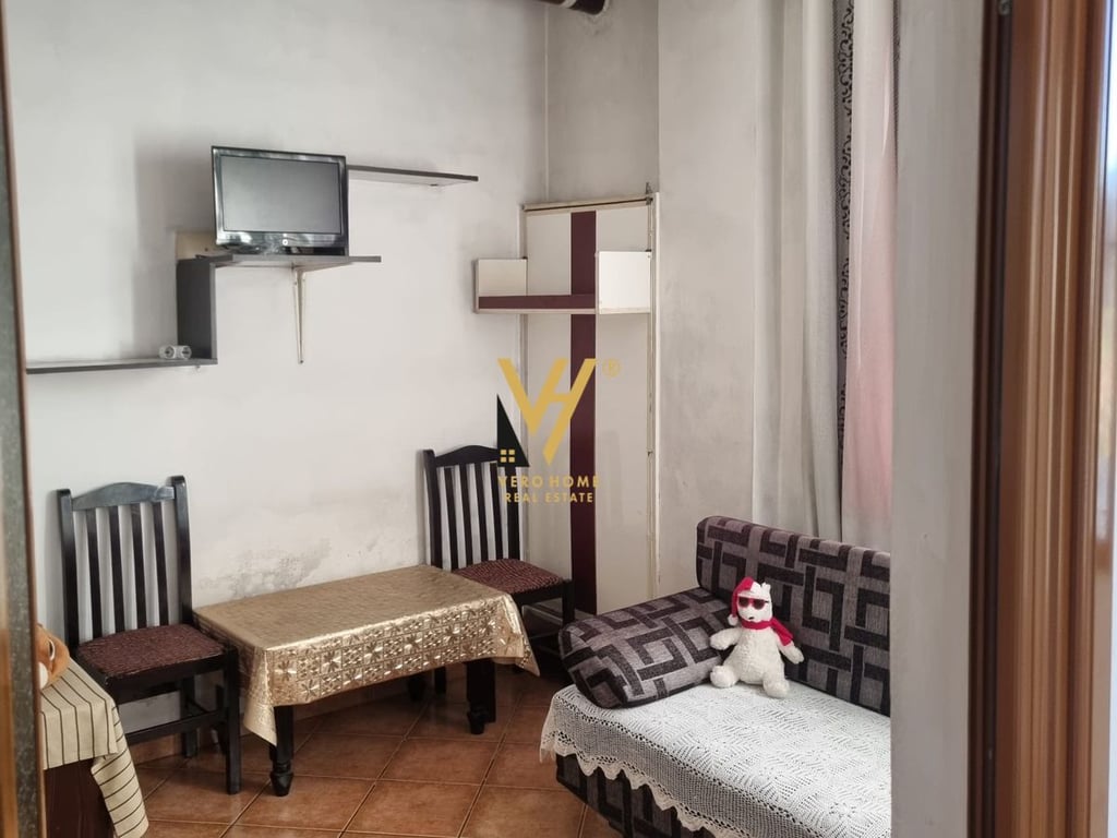CASA IN AFFITTO A KOMBINAT - 1.100 EURO