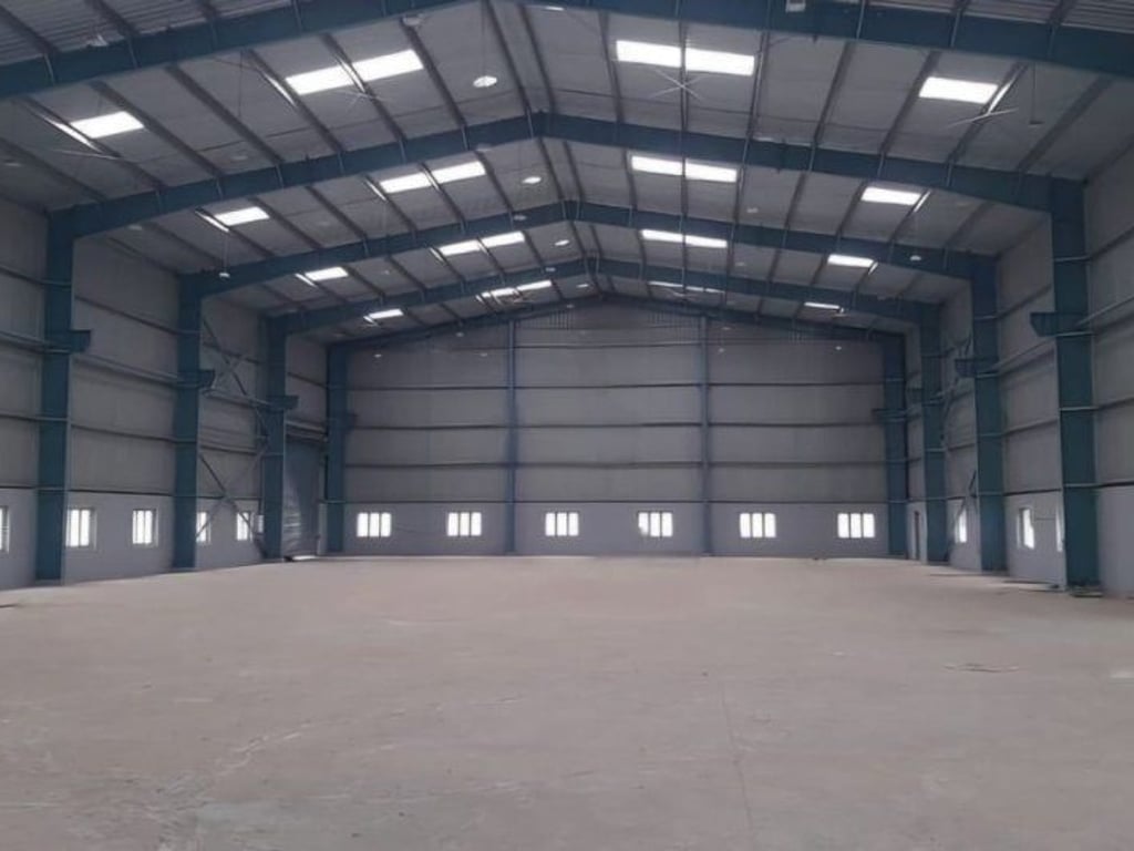 A warehouse is available for rent in Yrshek, Tirana-Durres highway.
