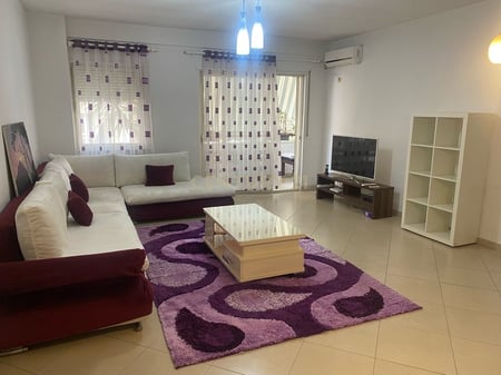 Affittasi appartamento 2+1 con posto auto a Fresk! 450 € /Mese