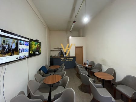 35 M2 SPACE FOR RENT IN THE PARIS COMMUNITY 550 EURO