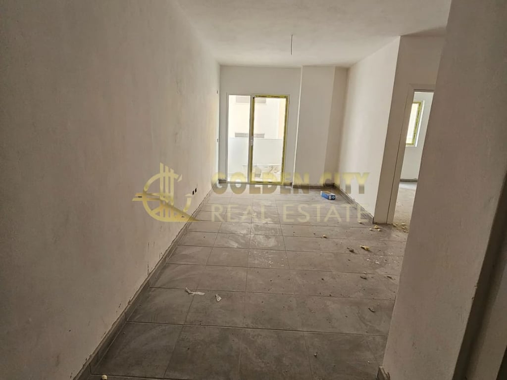 Shiten 4 Apartamente 1+1 ne spitall 60000€