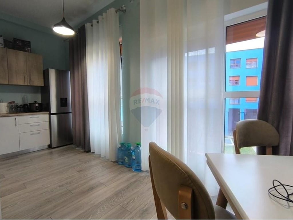 APARTAMENT 2+1 NE SHITJE TE ALI DEMI!