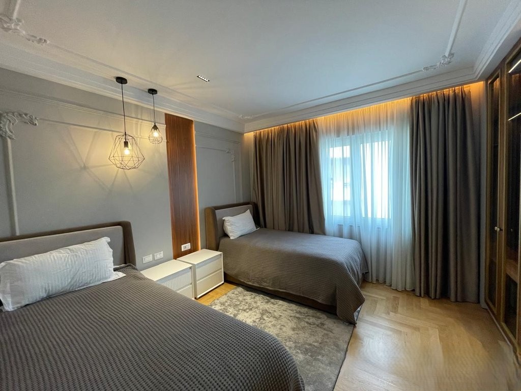 APARTAMENT 2+1+2 ME QIRA TEK KOPSHTI ZOOLOGJIK!!! 1,750 € /Muaj