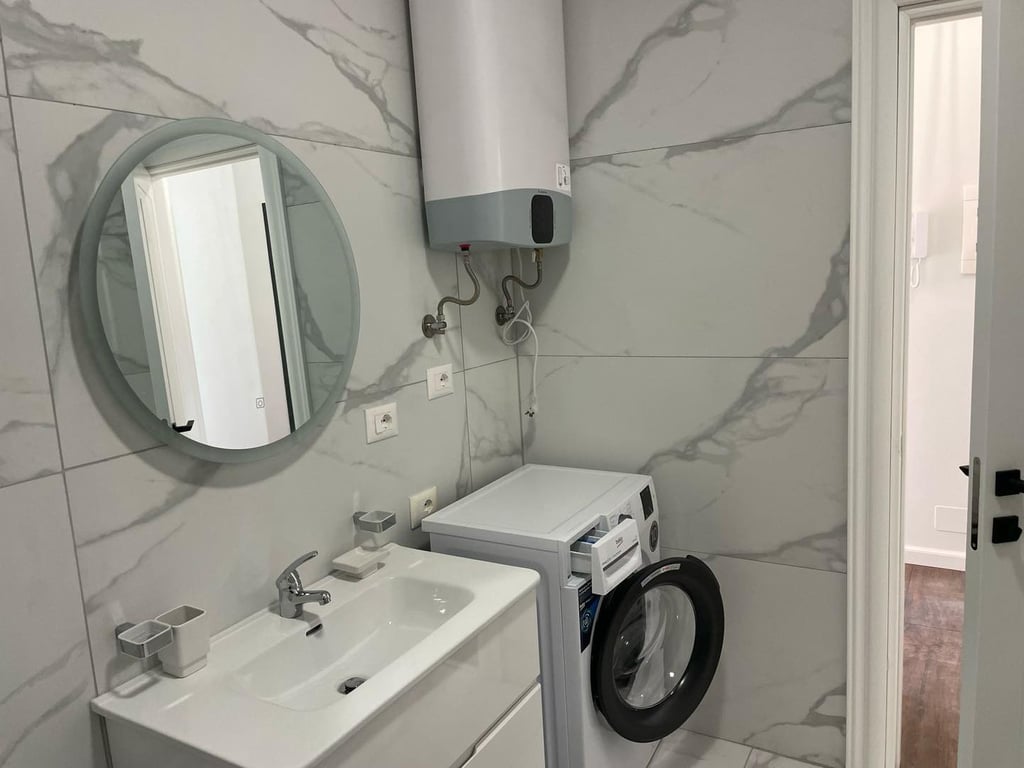 ‼️FOR RENT 1+1 APARTMENT WITH 2 PARKING SPOTS NEAR THE BOTANICAL GARDEN‼️