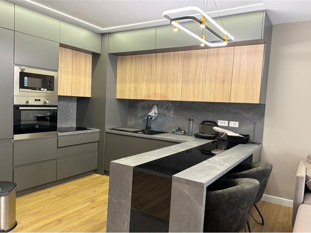 SHITET APARTAMENT 2+1+2 Tek Kopshti Zoologjik