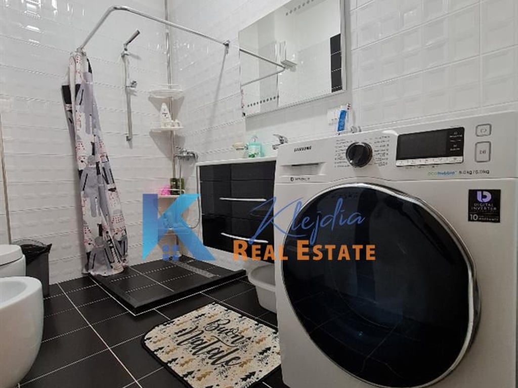 Apartament 1+1 per qira te Komuna e Parisit, Kompleksi Kika 2