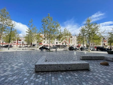 BUSINESS UNIT FOR SALE – BOULEVARD, VLORA!