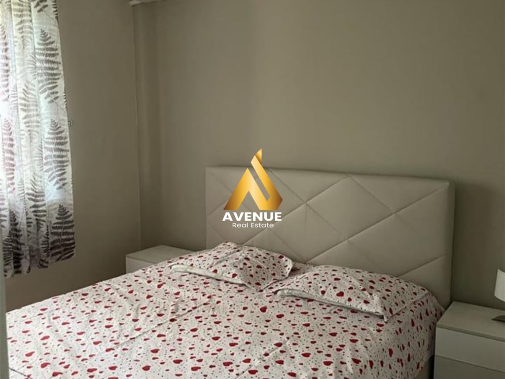 JEPET ME QERA  APARTAMENT 1+1  ISH RESTORANT DURRESI, TIRANE