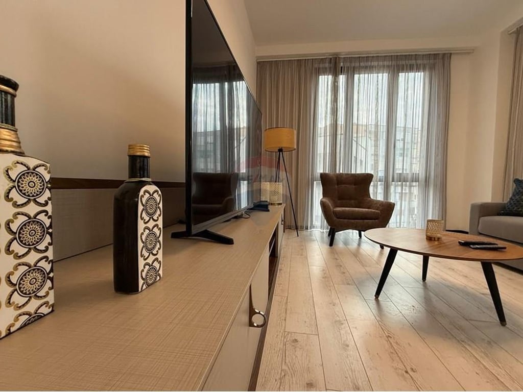 Apartament 2+1+post parkimi me qira Rr.Elbasanit
