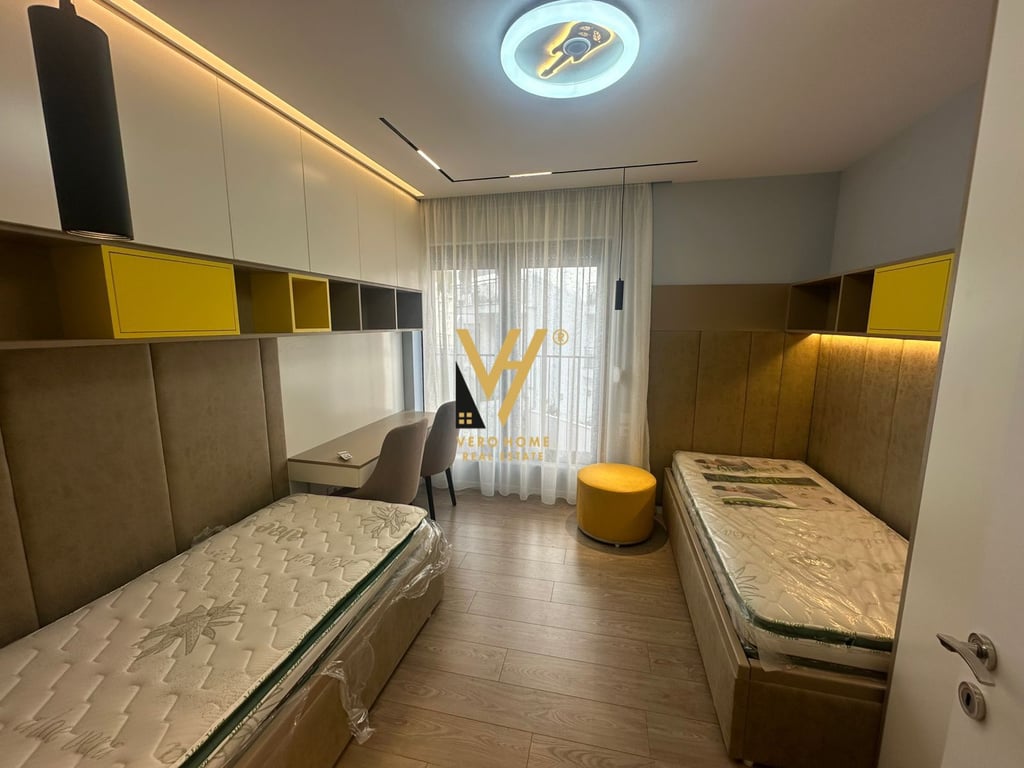 JEPET APARTAMENT 2+1+2 ME QERA TE KODRA E DIELLIT 900 EURO
