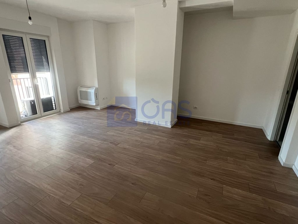 Jepet me qera garzoniere tek Bulevardi i Ri