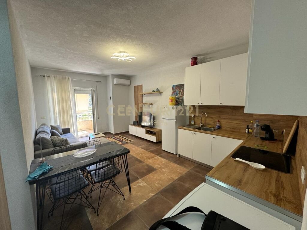 Shitet apartament 1+1 Shkembi i Kavajes 85,000 €