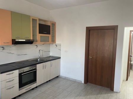 Appartamenti 1+1 in affitto a Yzberisht