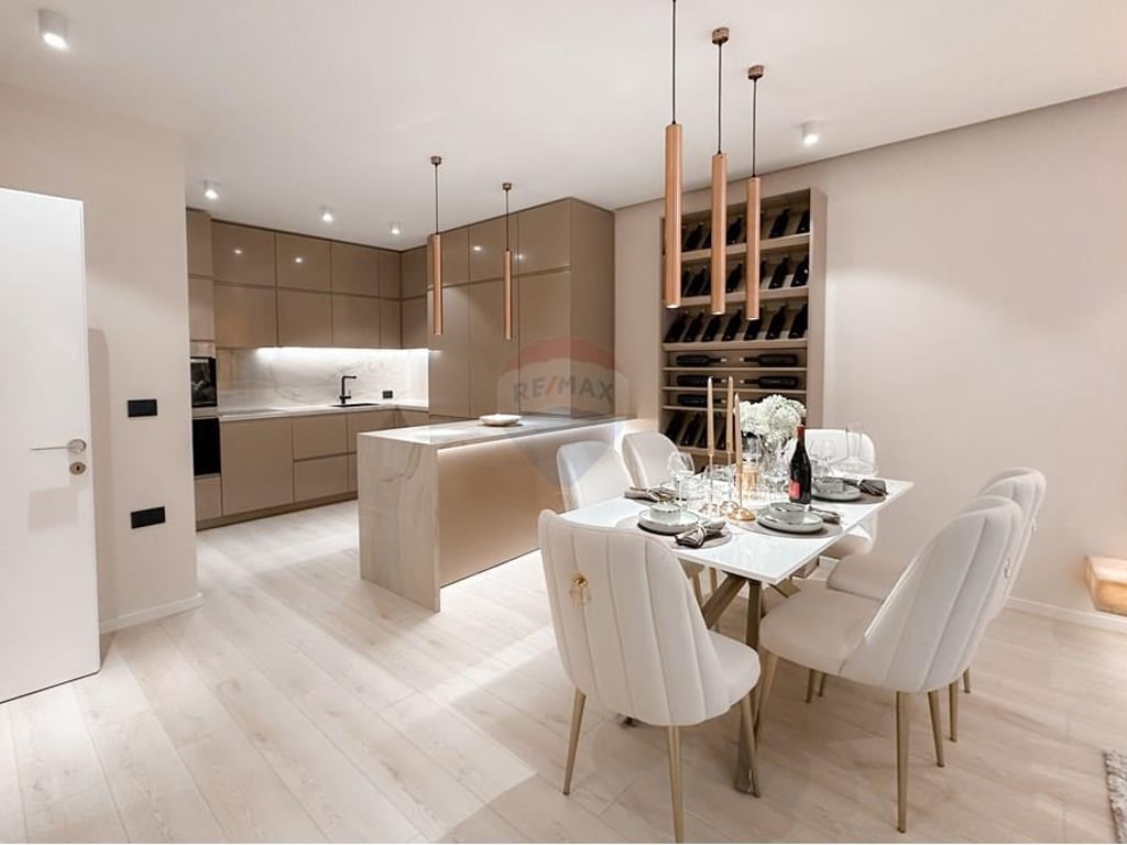 APARTAMENT ME QIRA 2+1 PRANE LIQENIT TE TIRANES!
