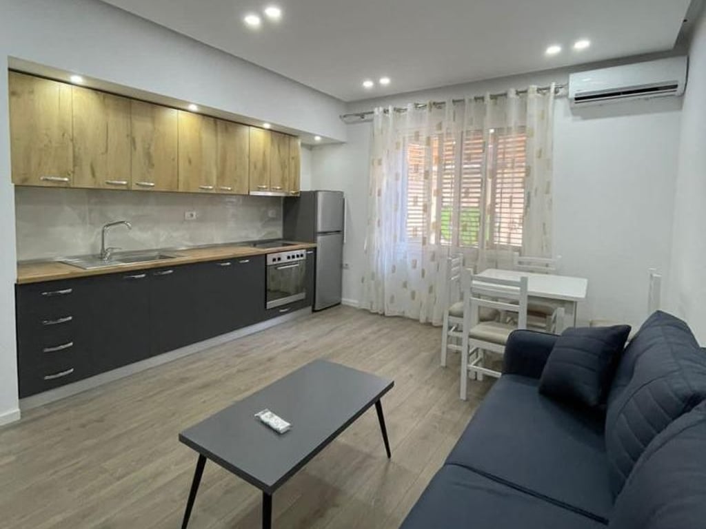 An apartment 1+1 is for rent, near the Municipality Overpass (Kodra e Diellit) next to Aldi market for 450,000 lek.
