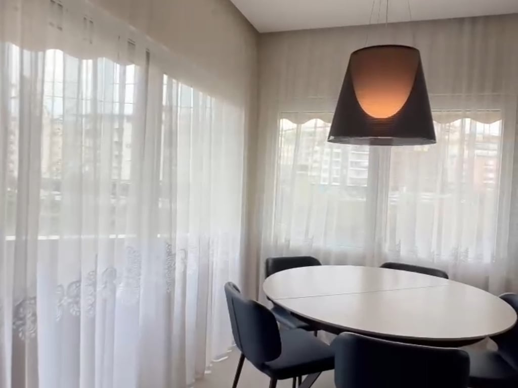 2+1 apartment for sale near the dry lake and the Zoo Garden.