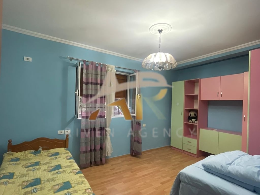 Jepet apartament me qera 2+1 te 21-Dhjetori