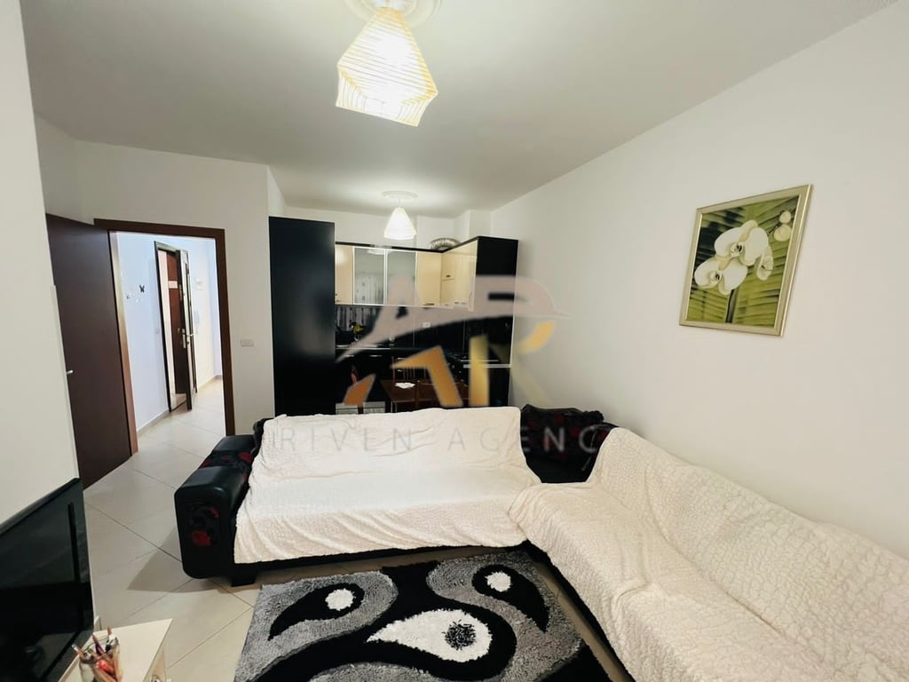 Jepet me qera Apartament 1+1 tek Kodra e Diellit