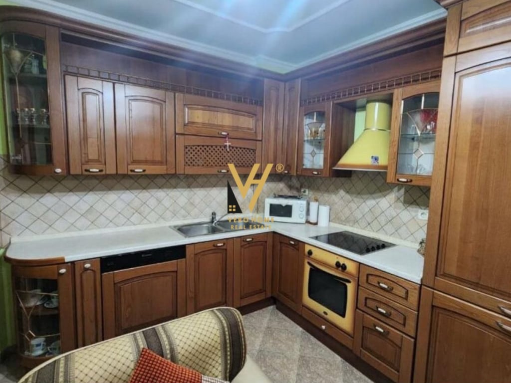 AFFITTASI APPARTAMENTO 1+1 IN VIA KAVAJES 550 EURO